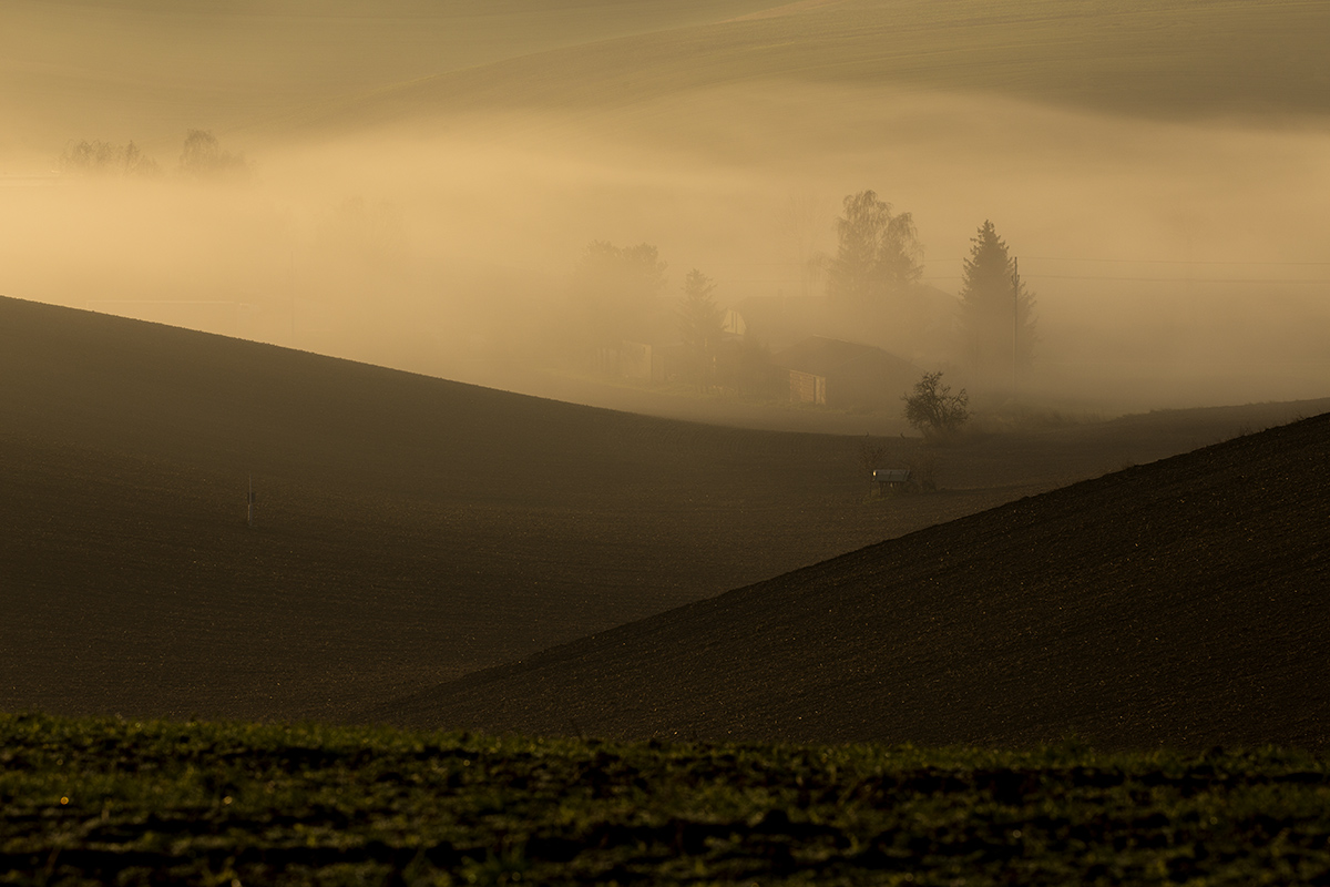 Emil Čelustka - Fog in the Valley, Šardice, Moravian Tuscany